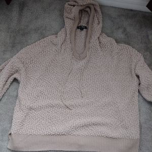 Sweater w/hood attached